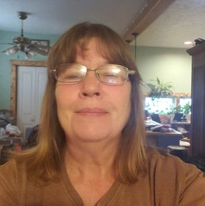 Meet your Posher, Suzanne